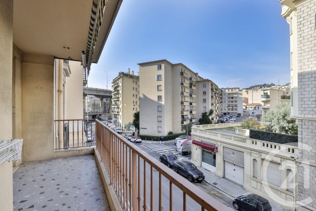 Appartement F2 Bis à vendre NICE